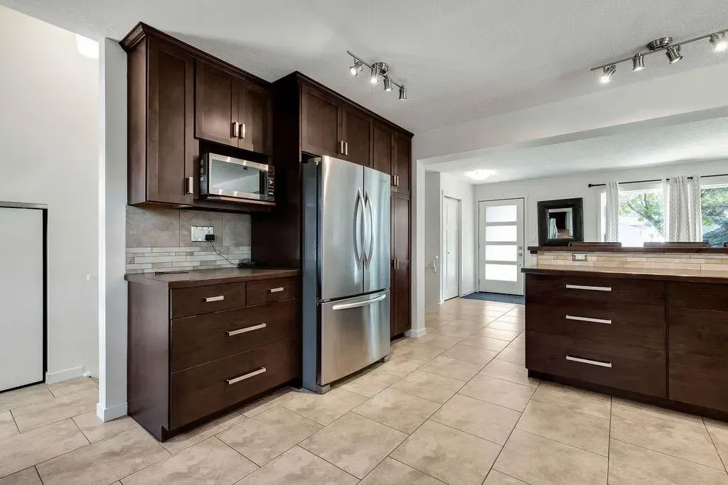 12 Suntree Lane