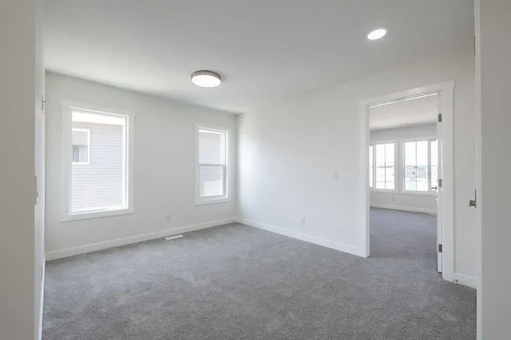553 Clearwater Heath