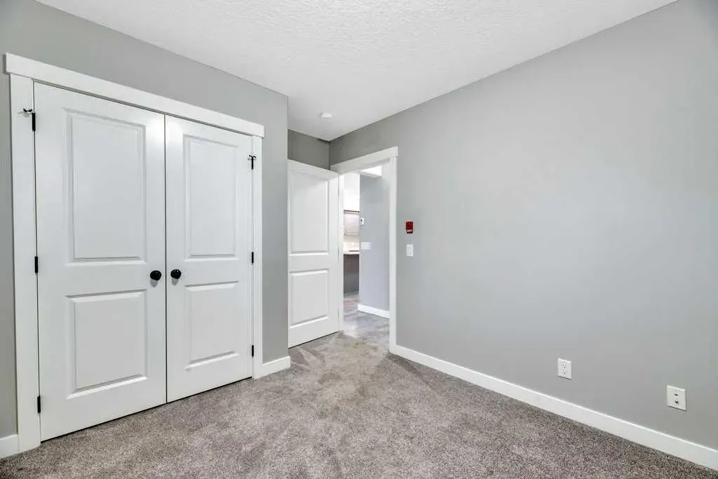 606 Lakeside Boulevard, #12