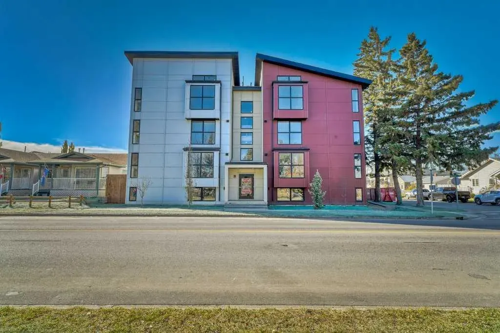 606 Lakeside Boulevard, #12
