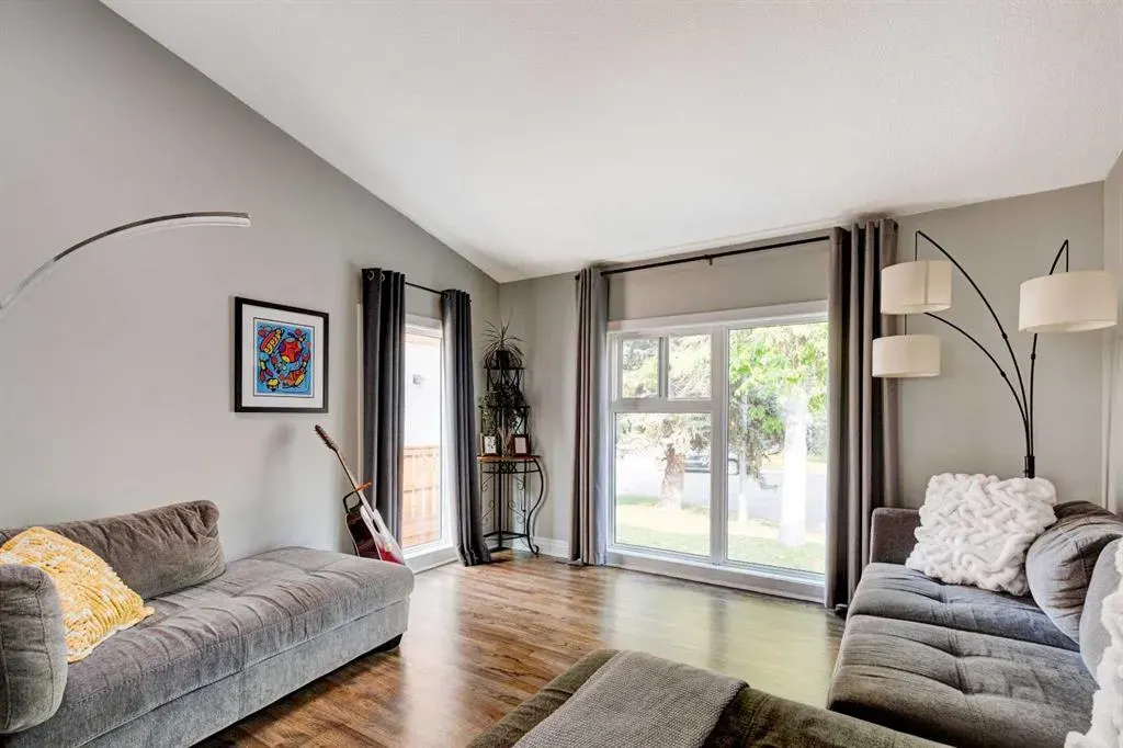 51 Mckinley Place SE