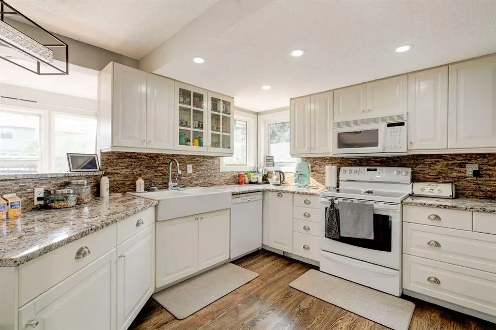 51 Mckinley Place SE