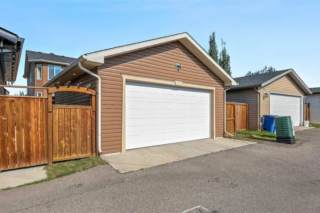 2530 Ravenswood View SE