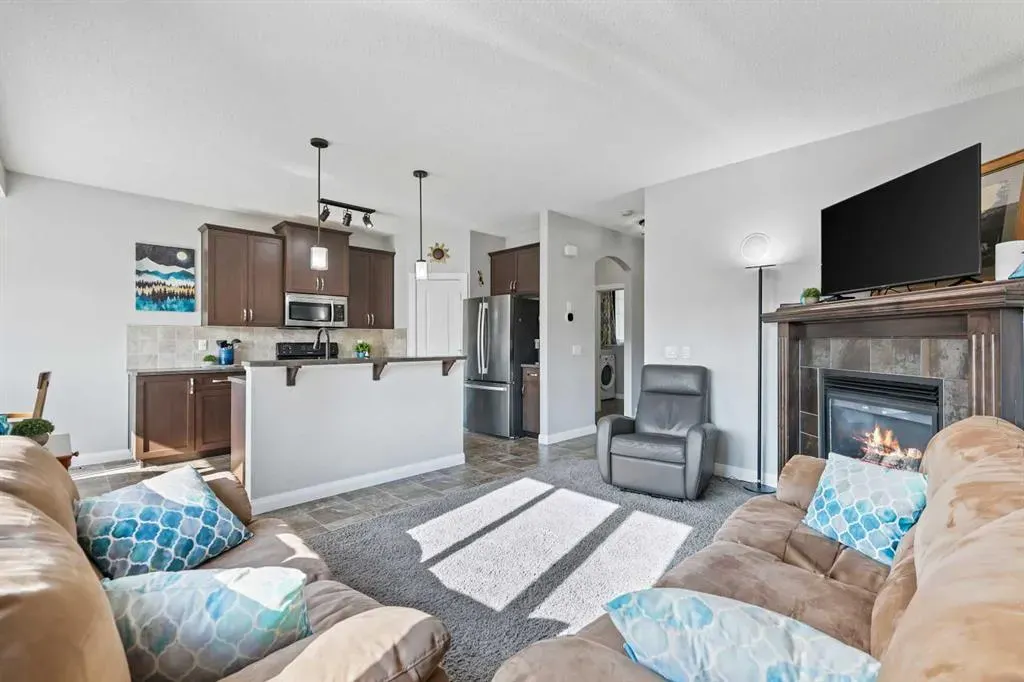 2530 Ravenswood View SE