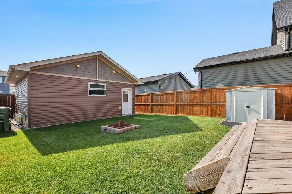 2530 Ravenswood View SE