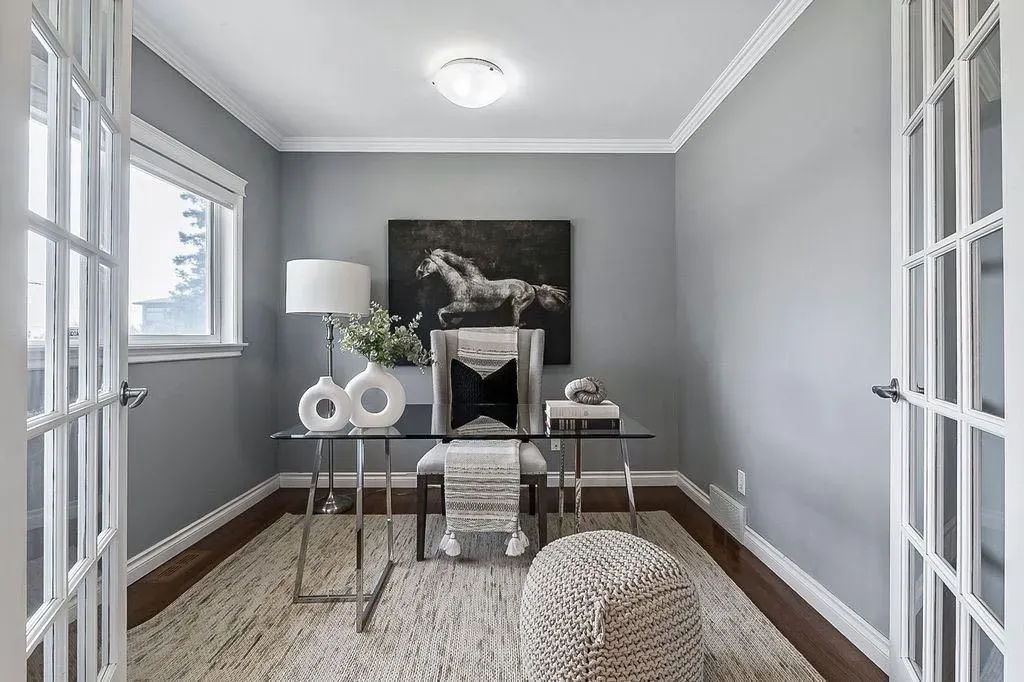 41 Mackay Drive SW