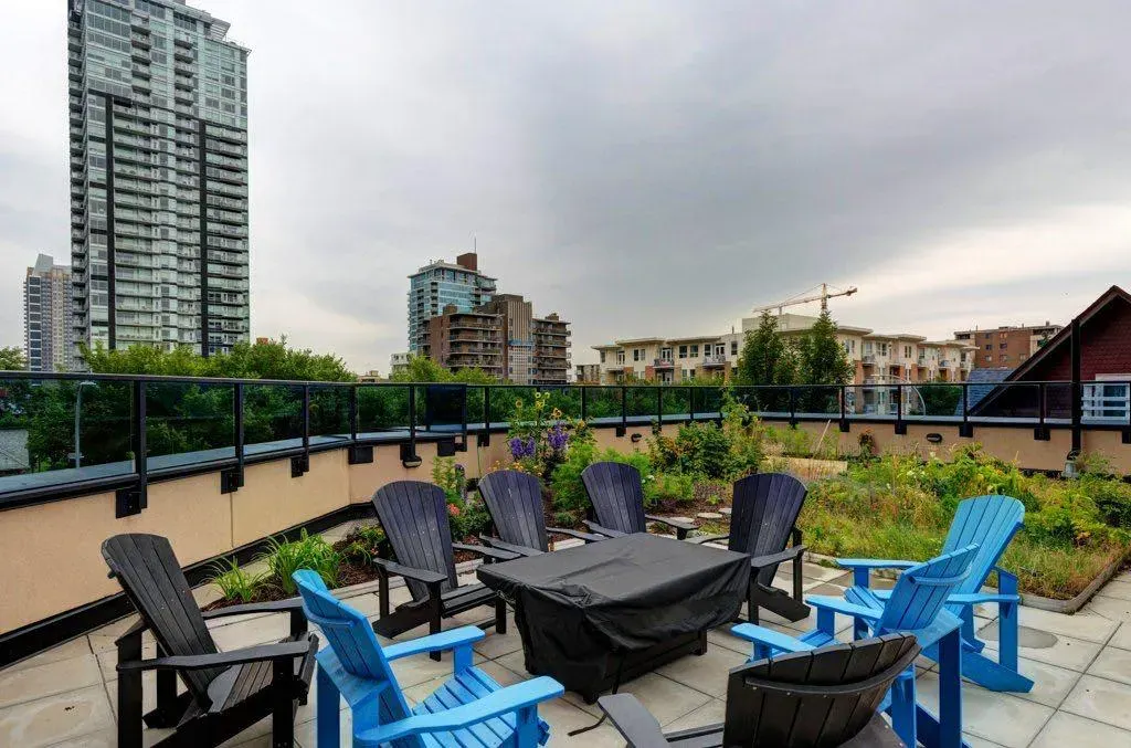 303 13 Avenue SW, #801