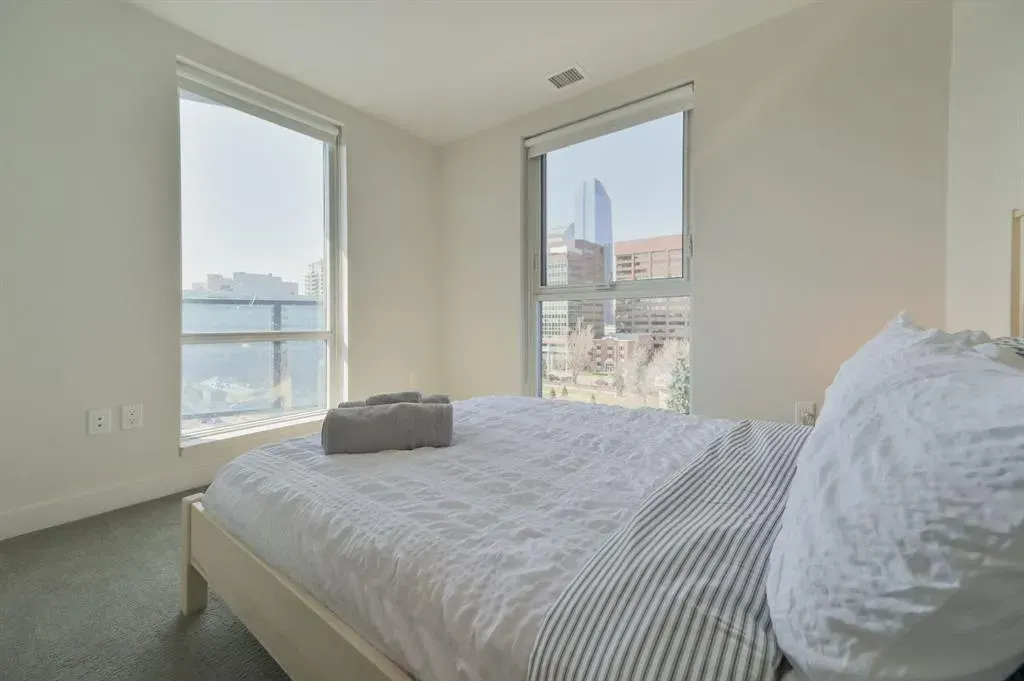 303 13 Avenue SW, #801