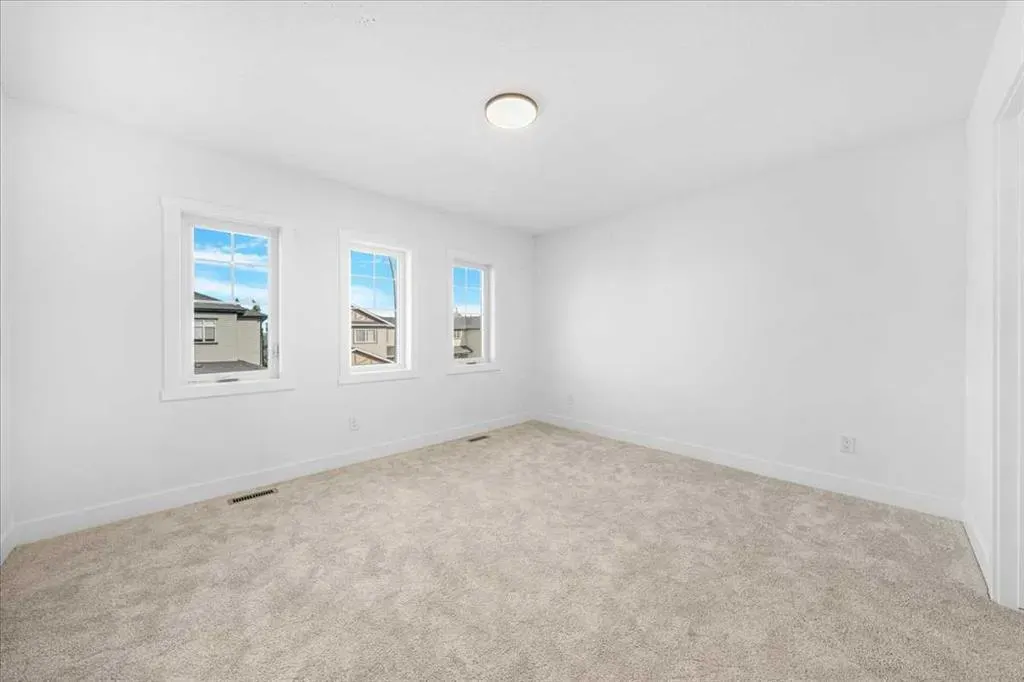 7 Baysprings Terrace SW
