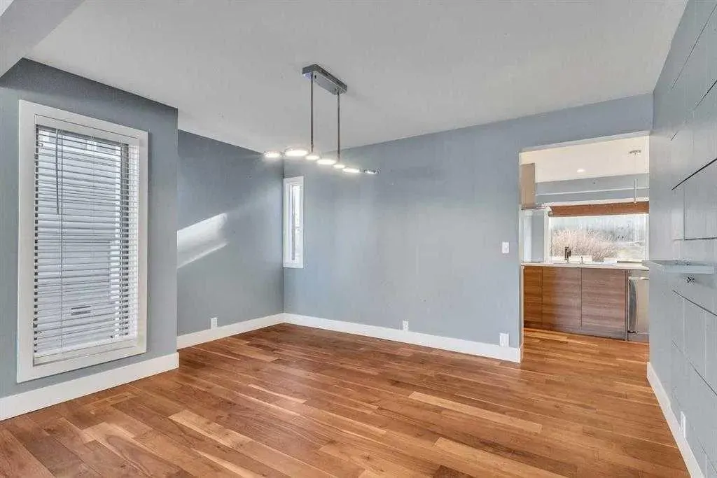 129 Edgebrook Gardens NW