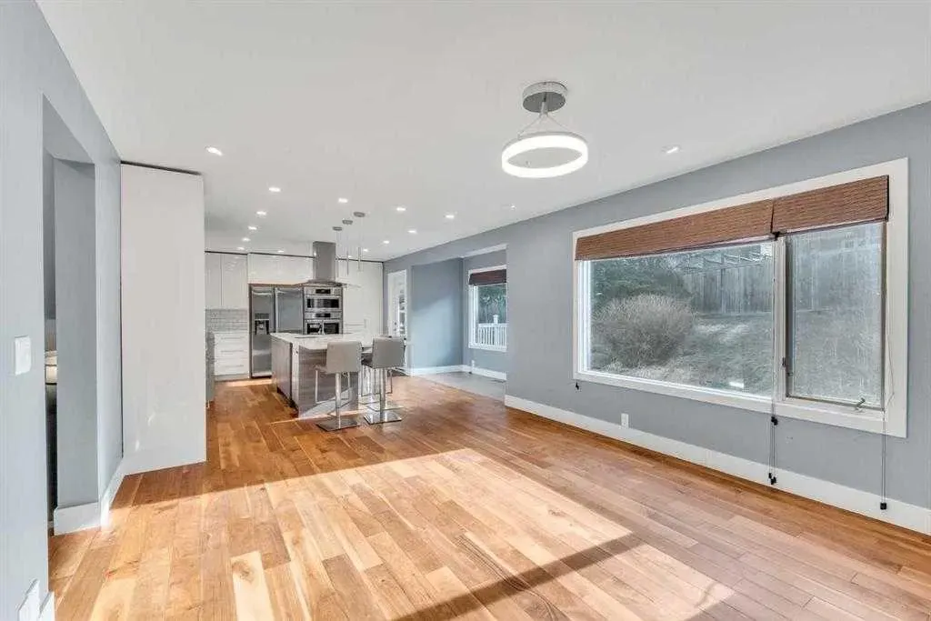 129 Edgebrook Gardens NW