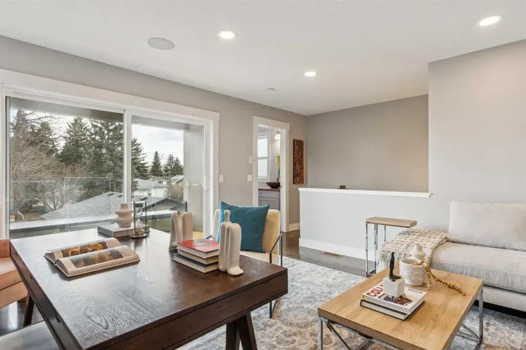 10 Glenmount Crescent SW