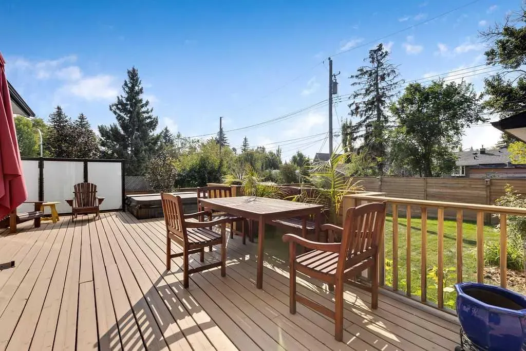 10 Glenmount Crescent SW