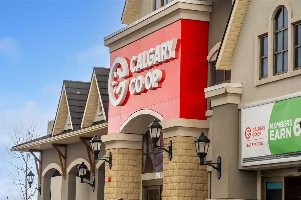 109 Monterey Place SE