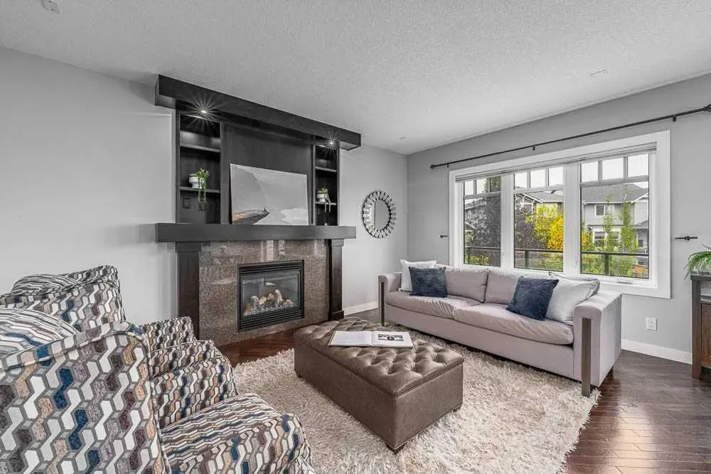 370 Williamstown Green NW