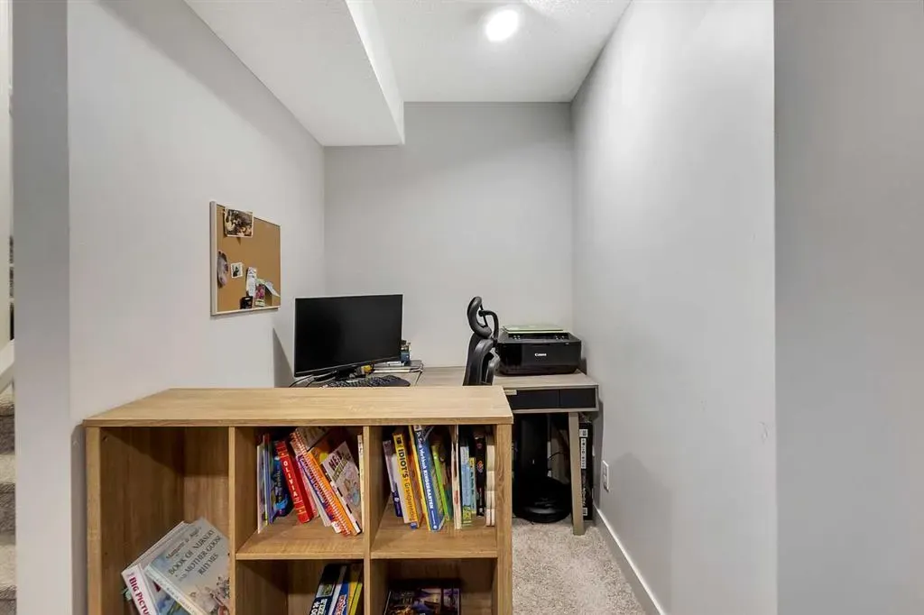 117 Highview Gate SE