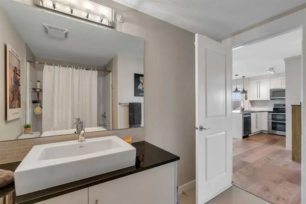 11 Mahogany Row SE, #1401
