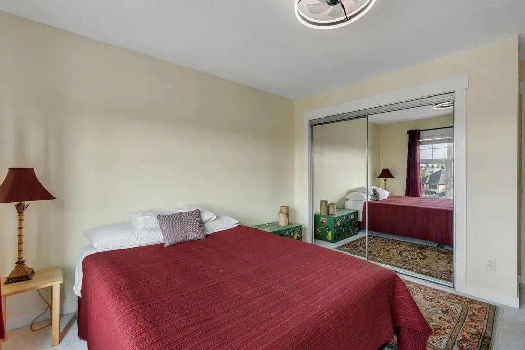 11 Mahogany Row SE, #1401