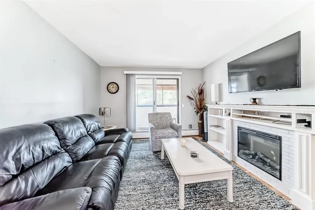 1712 38 Street SE, #306
