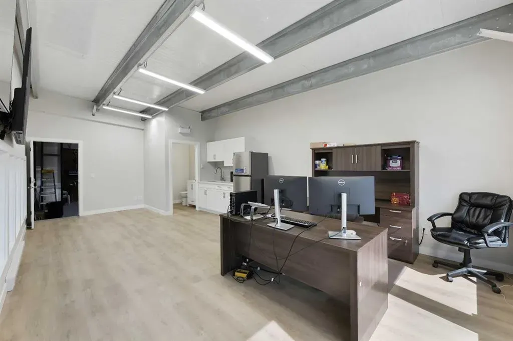 26 Griffin Industrial Point