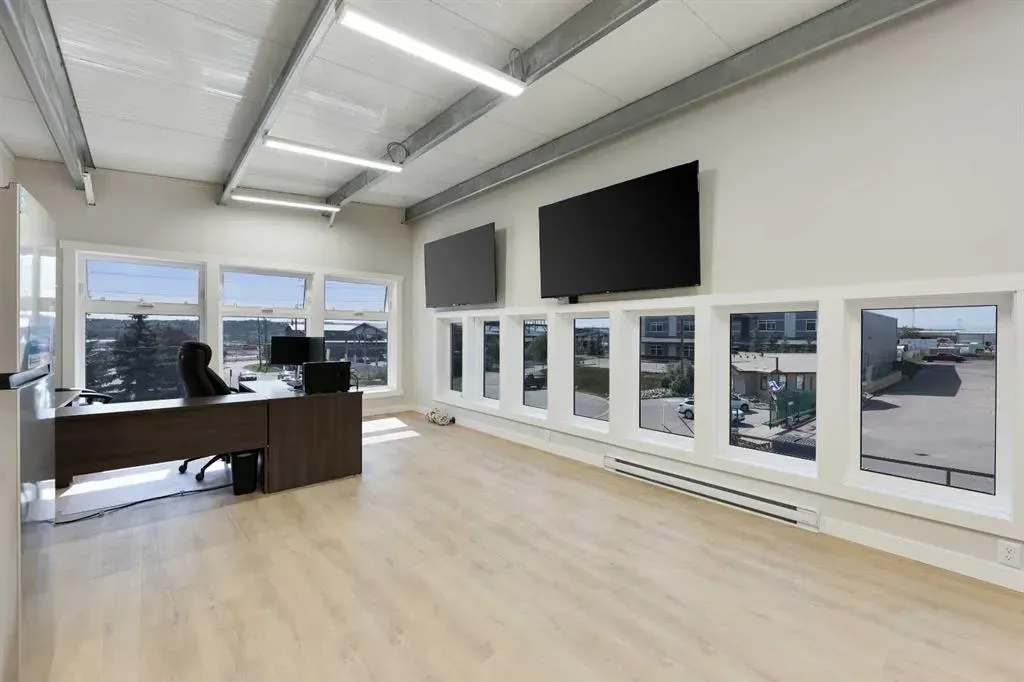 26 Griffin Industrial Point