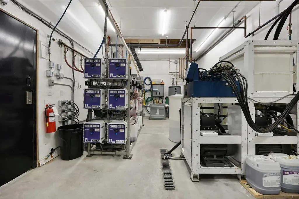 26 Griffin Industrial Point