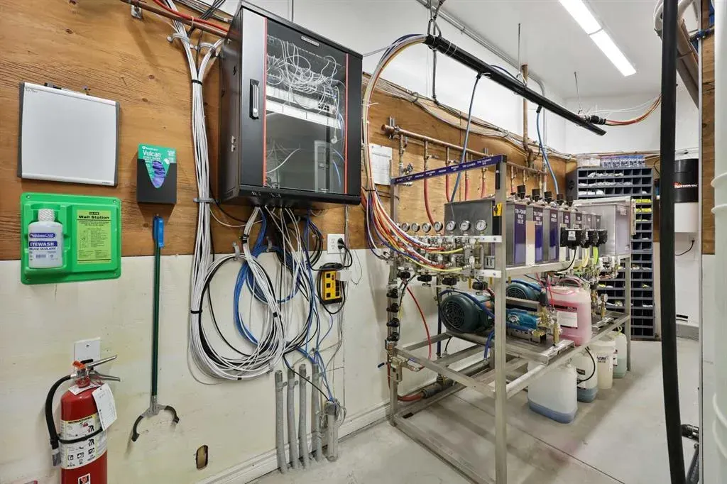 26 Griffin Industrial Point