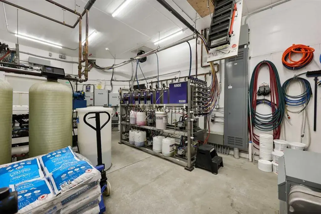 26 Griffin Industrial Point