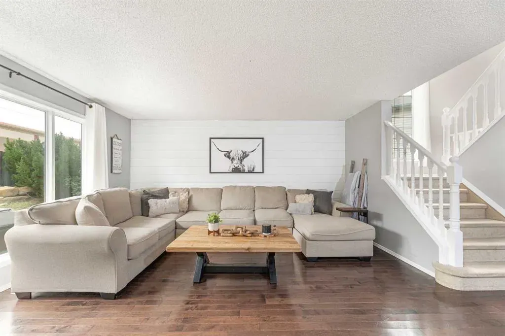 86 Tuscany Ridge View NW