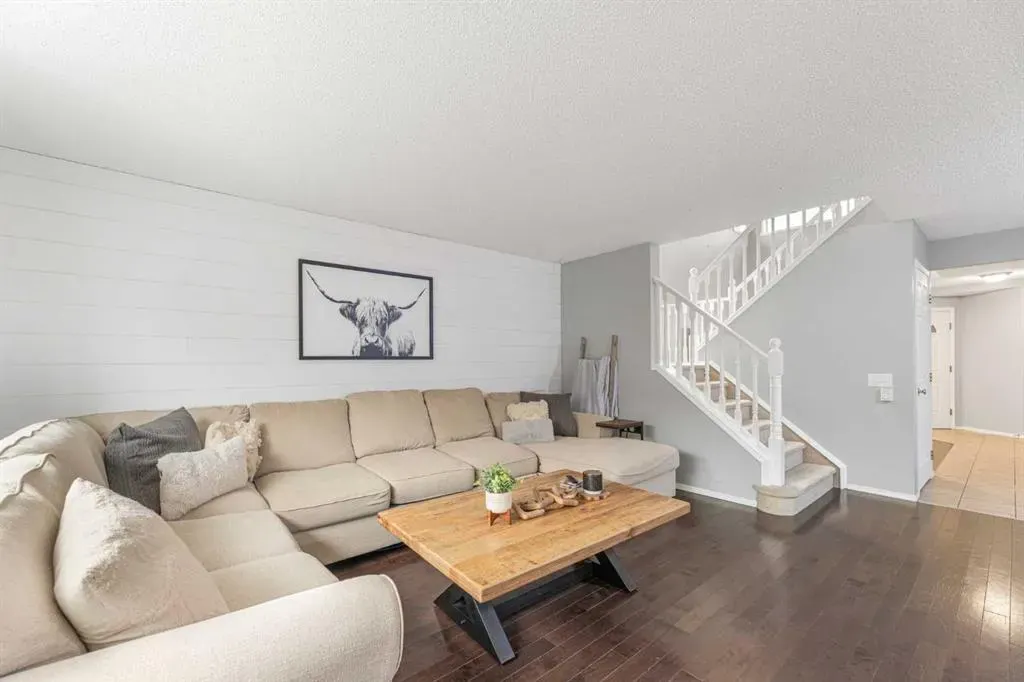 86 Tuscany Ridge View NW