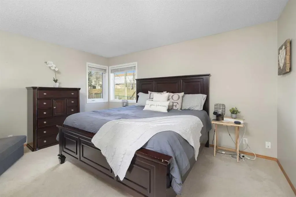 86 Tuscany Ridge View NW