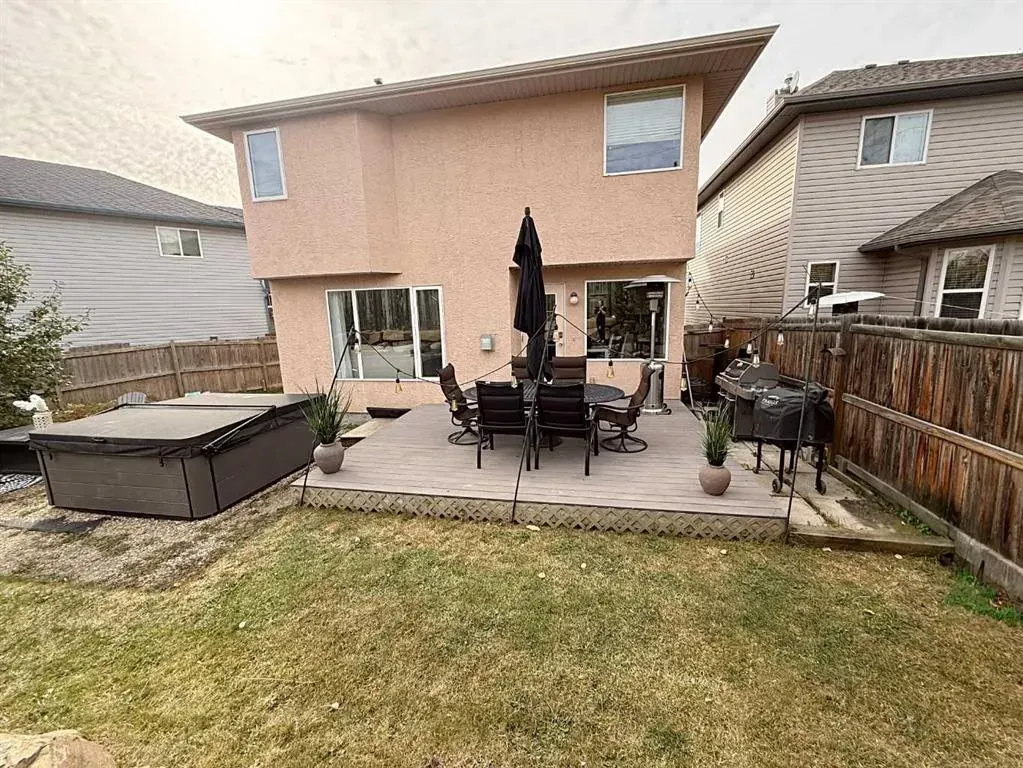 86 Tuscany Ridge View NW