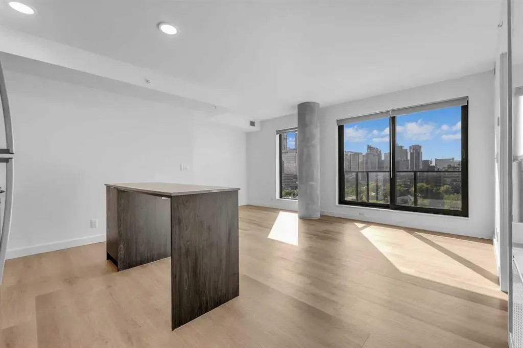 123 4 Street NE, #1313