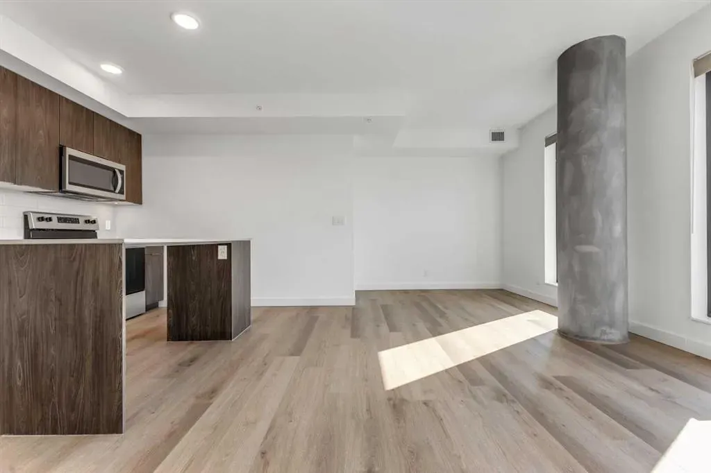 123 4 Street NE, #1313