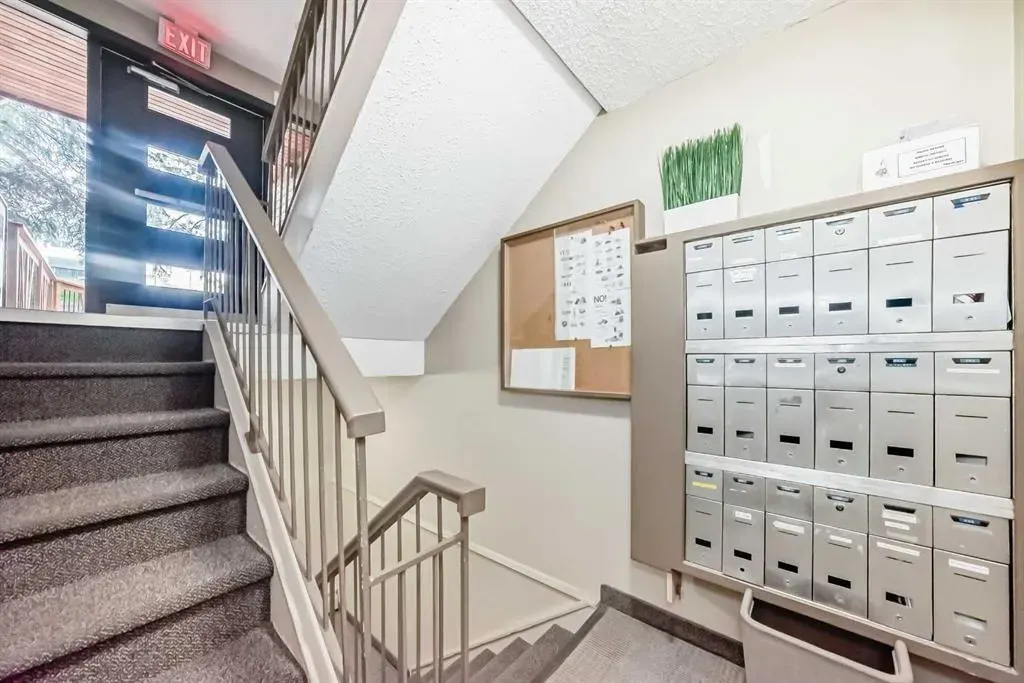 2114 17 Street SW, #403