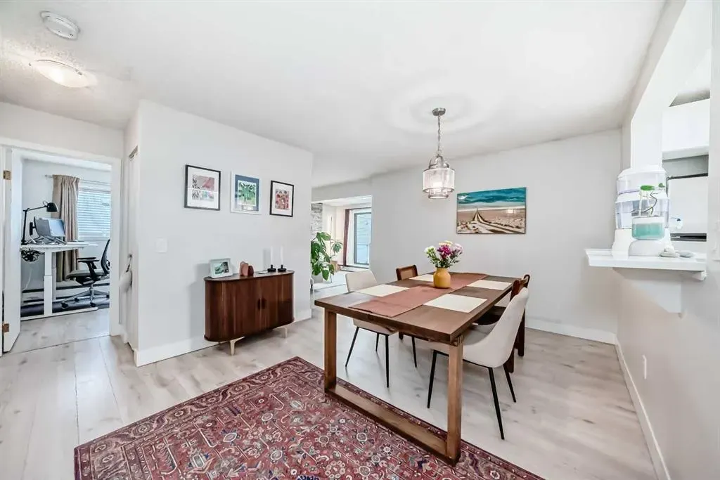 2114 17 Street SW, #403