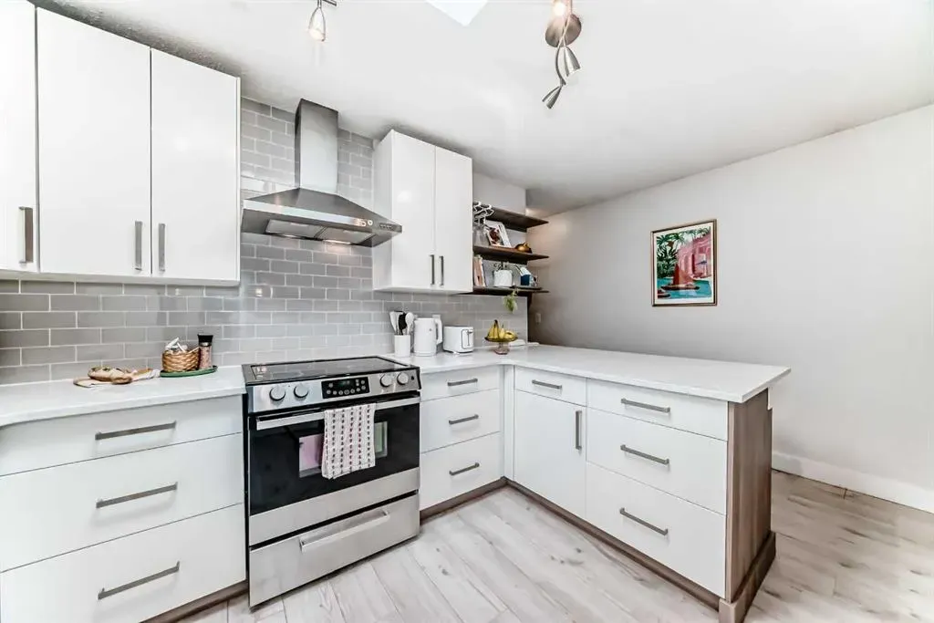 2114 17 Street SW, #403