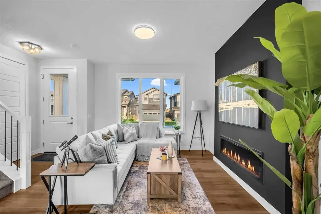 49 COBBLERIDGE Place SW