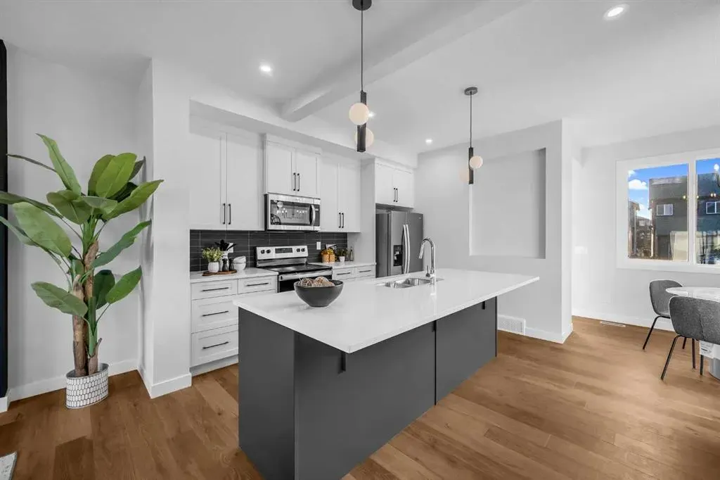 49 COBBLERIDGE Place SW