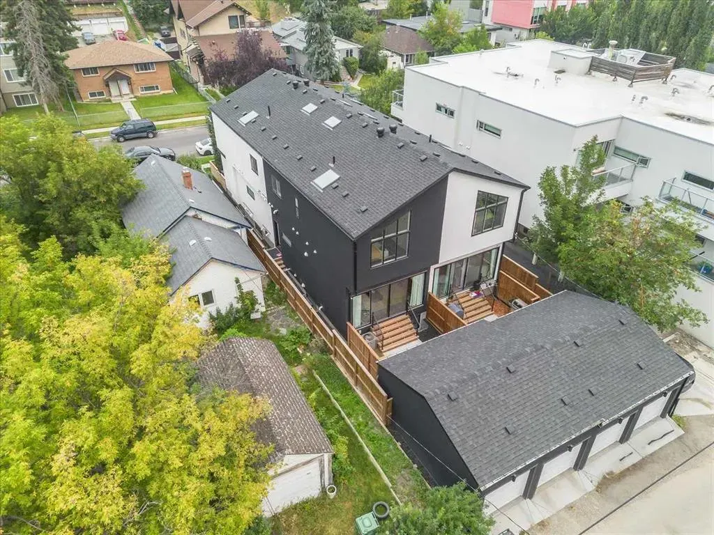 1825 27 Avenue SW, #4