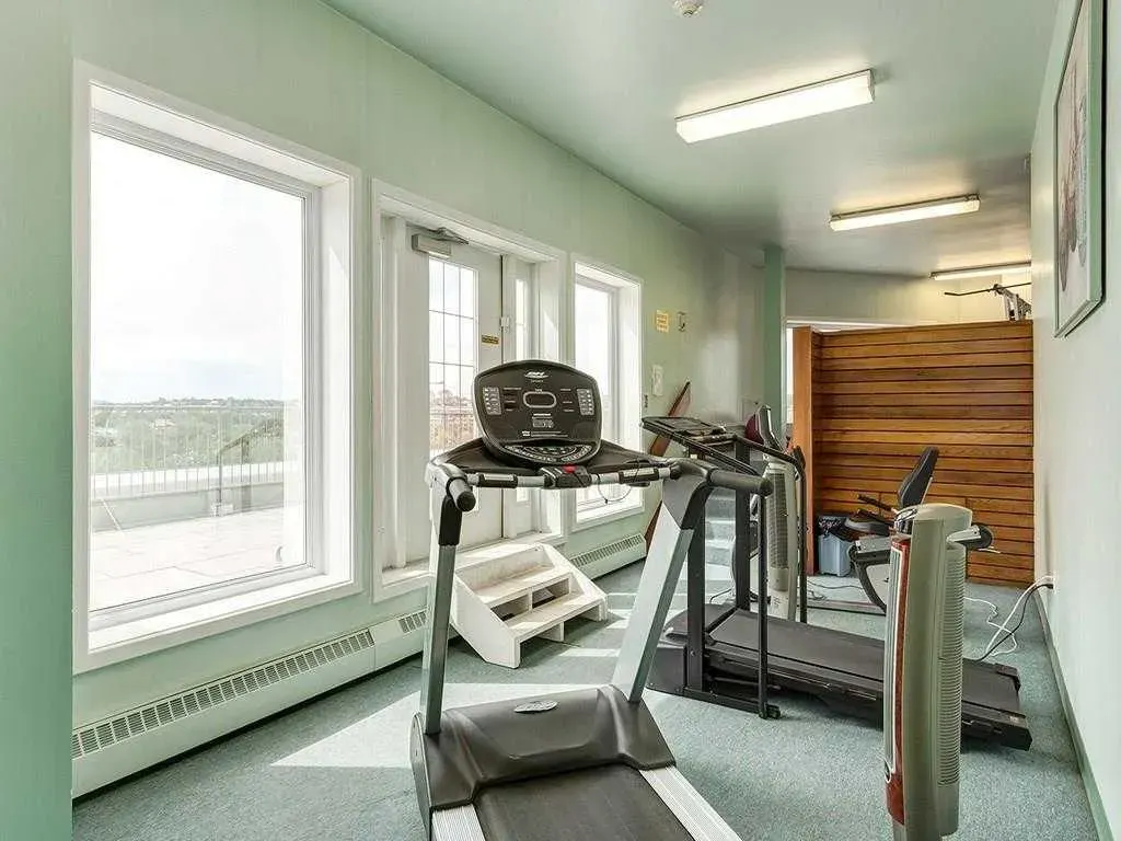 310 8 Street SW, #160