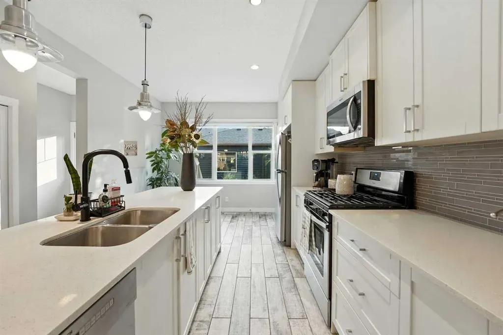 1318 Legacy Circle SE