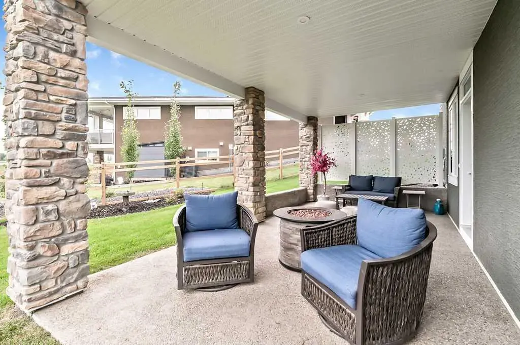 22 Pipit Glen