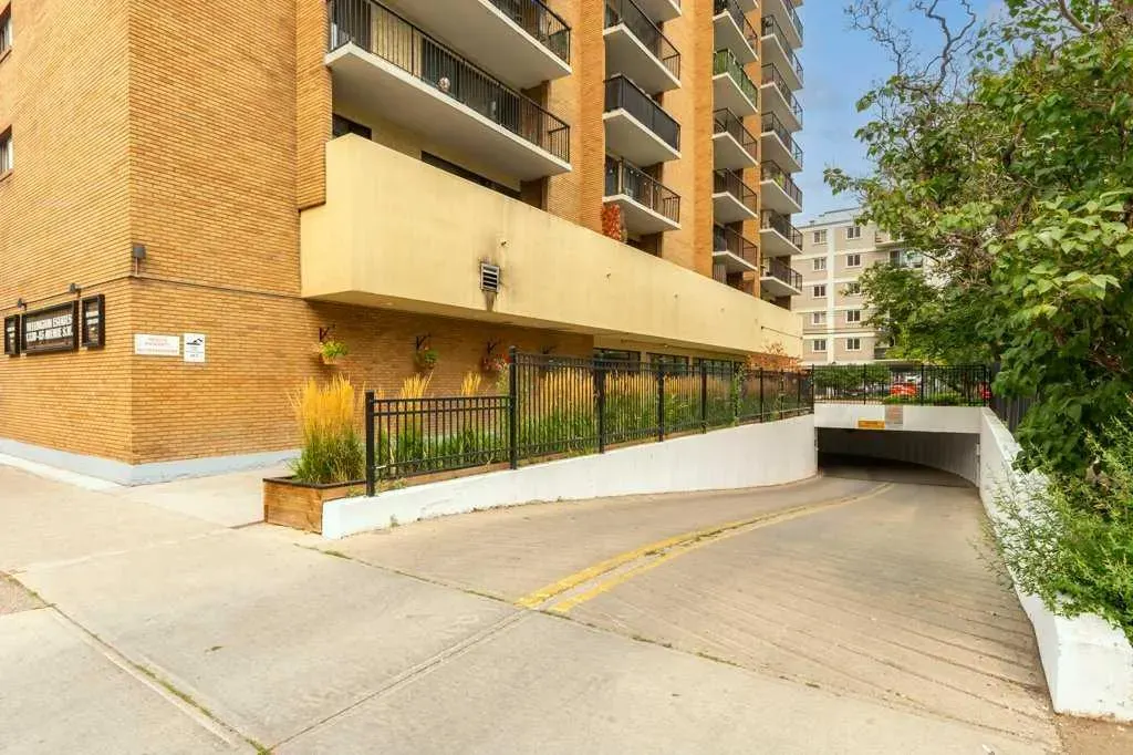 1330 15 Avenue SW, #608