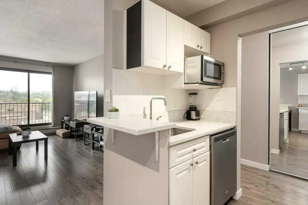 1330 15 Avenue SW, #608