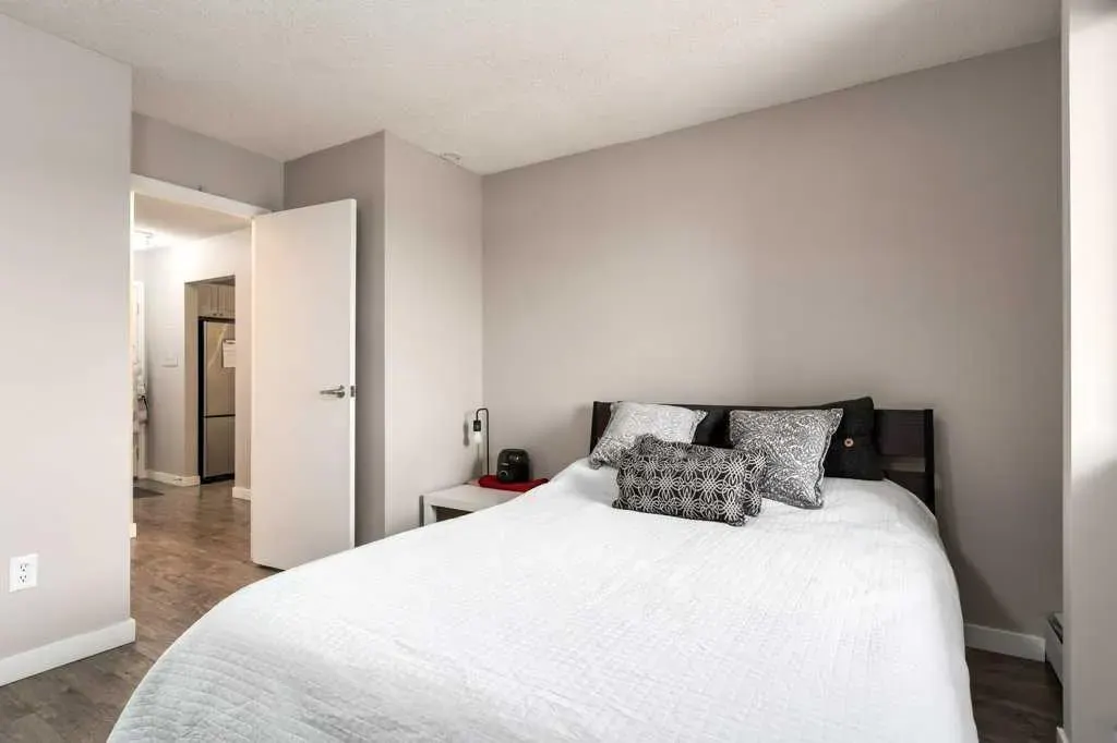 1330 15 Avenue SW, #608