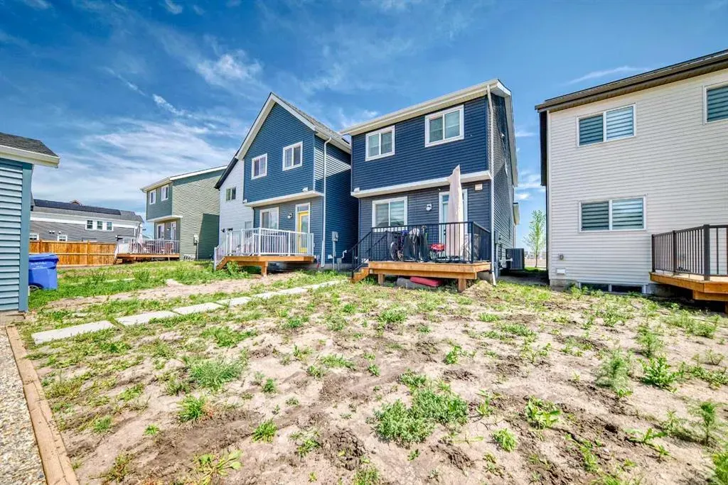 95 Heirloom Boulevard SE