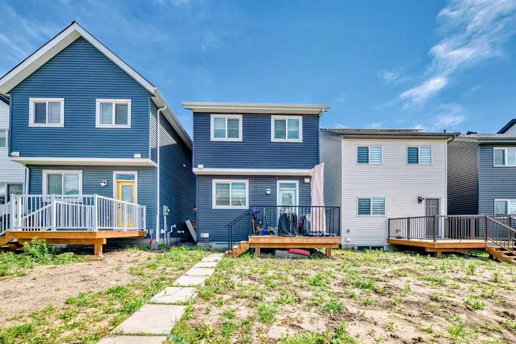 95 Heirloom Boulevard SE
