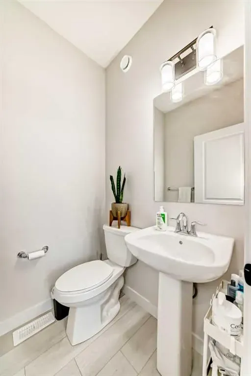 95 Heirloom Boulevard SE