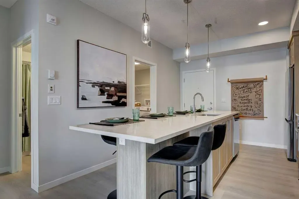 245 Edith Place NW, #409